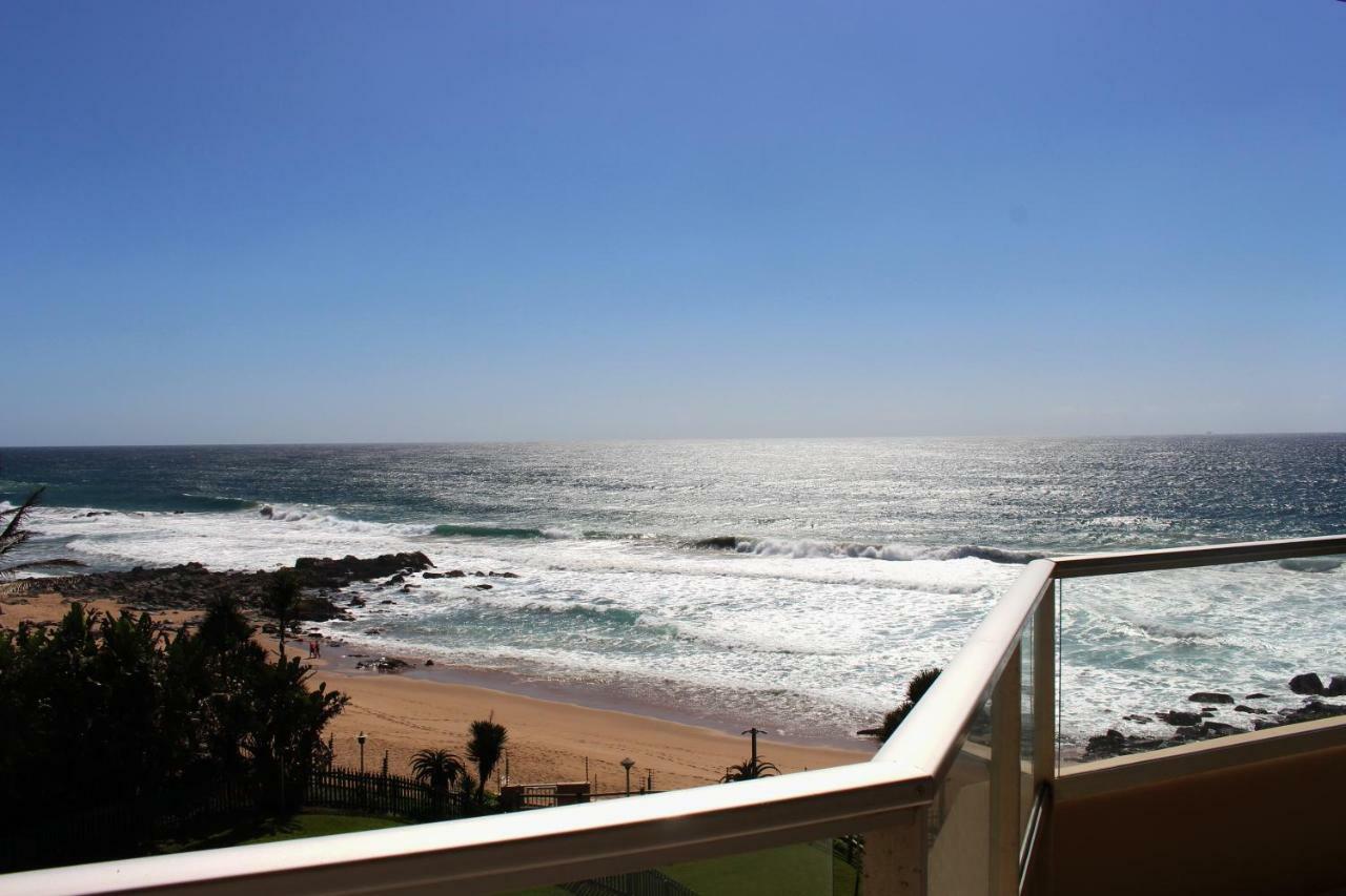 Sands Beach Breaks Luxury Beach Front Балито Екстериор снимка